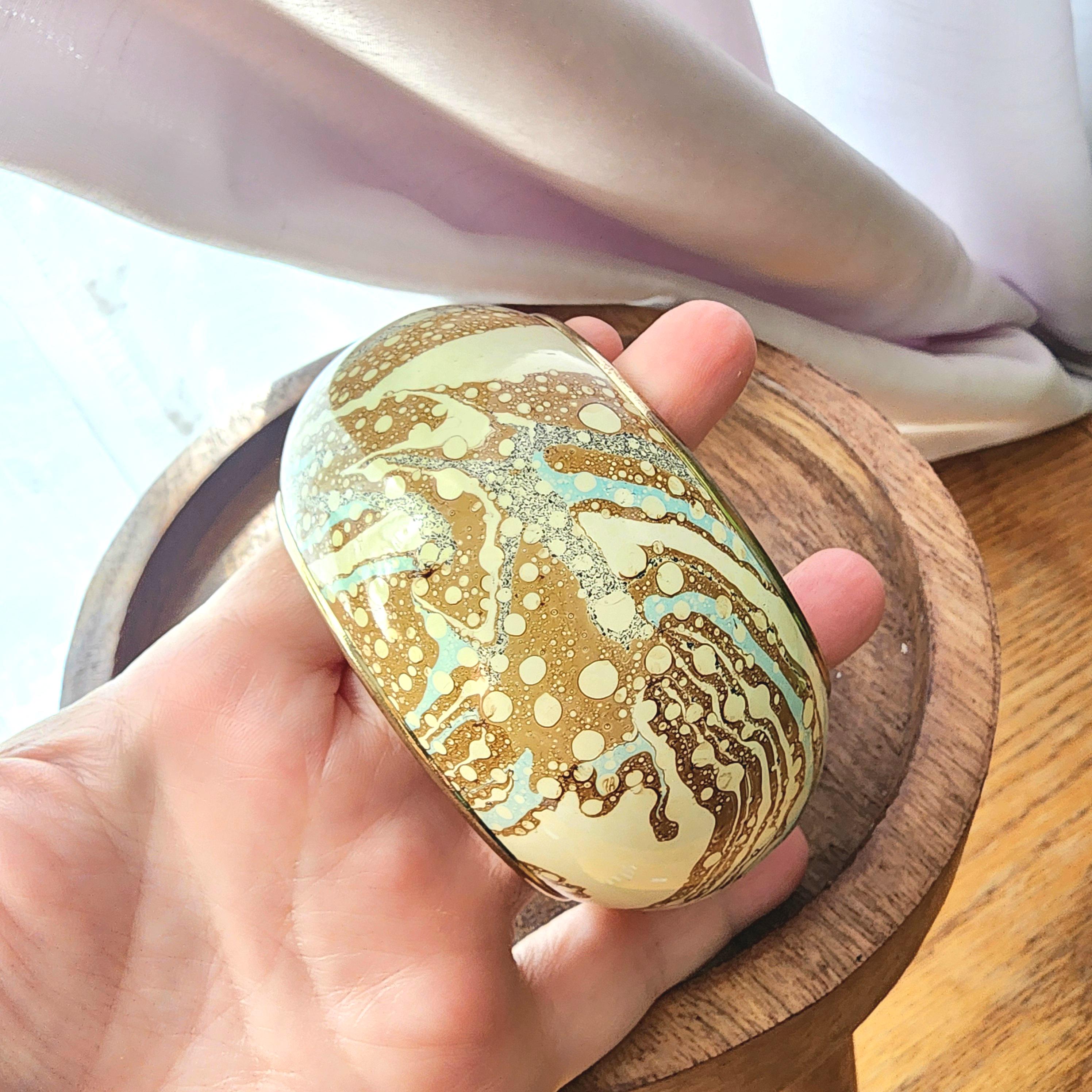 Vintage 1980s Japanese Hokusai Style Bangle Bracelet - Natural Waves and Sand Colors