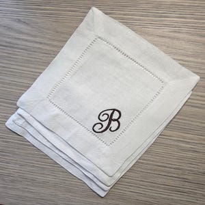 Personalized Embroidered Linen Cocktail Napkins, Custom Cloth Initials Letter Names monogrammed Wedding Party Housewarming Gift (Set of 4)