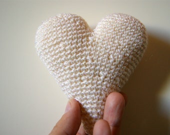 White with sparklings heart 3d