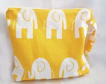 Ele Yellow - Organize Bag - Zipper bag - Cosmetic bag - Snack bag