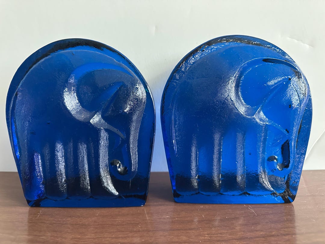Mini jeepney bookends in blue
