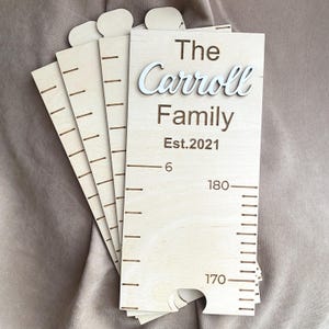 Messlatte für Familien aus Holz, Messlatte für Wachstum aus Holz, Messlatte für Wachstum aus Holz, Messlatte für das Wachstum der Kinder, Personalisierte Messlatte und Messlatte für das Wachstum
