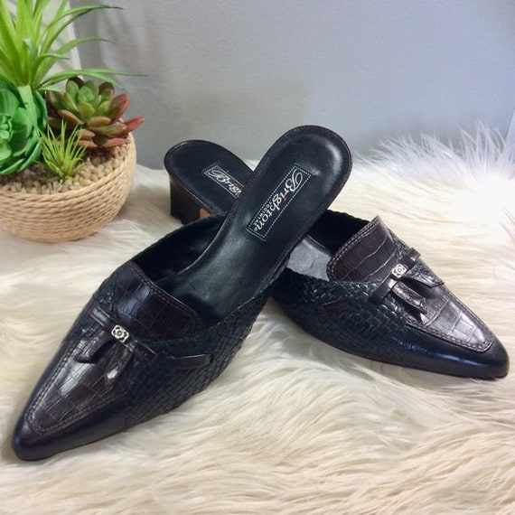 Brighton Mules Two Tone pointed toe Block Heel 9.… - image 2