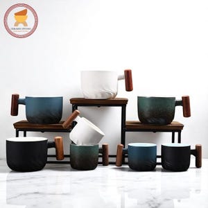 Taza de espresso de cerámica japonesa hecha a mano, mini taza de té con mango de madera, vaso de chupito rústico, taza de fideos, taza de espresso de cerámica moderna, regalo para él