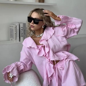 Boho Muslin Set for Women – 2 Piece Summer Outfit with Ruffle Tie Shirt and Shorts | Beachwear, Festival, Vacation Look
