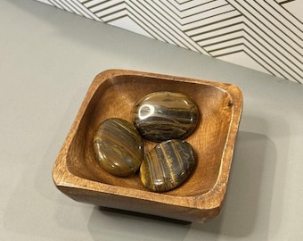 Tiger's Eye Palm Stone 44mm | Solar Plexus Root Chakra | Courage Confidence Focus Grounding Stone