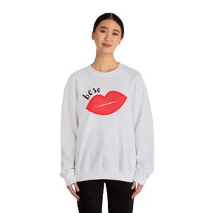 Beso Kiss-sweater, Valentijnsdagcadeau, uniseks liefdesshirt met lange mouwen, romantische kleding, Valentijnsdagsweatshirt, Sweet Lips-trui