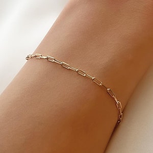 14K Gold Paperclip Bracelet, 2 mm Dainty Paperclip Chain Bracelet, Rectangle Link Chain Bracelet, Unisex Minimalist Gold Chain Bracelet