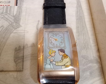 Disney Cinderella Collector&#39;s Club Series II Fossil Watch Vintage in Book Style Box