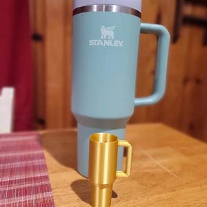 Stanley Schnapsglas – 35 % der Größe des Stanley Tumbler-Bechers – Perfekte 2 oz-Größe für Shots – Mehrfarbig