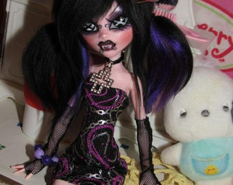 Muñeca personalizada Monster High Emo Scene Elissabat OOAK