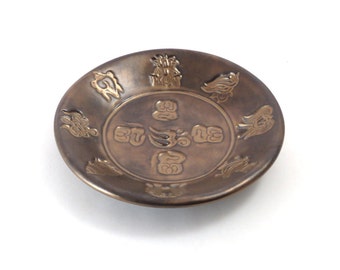 8 Auspicious Signs gifts of the Buddha  Offering Bowl Handmade Pottery Stoneware Gold