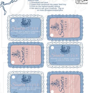 Puede incluir: Conjunto de seis etiquetas de regalo navideñas imprimibles. Cada etiqueta presenta un diseño rectangular azul y rosa con un borde festoneado y las palabras "Santa-Tizer" y "Wishing you a Merry Christmas & Healthy New Year!"