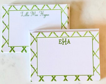 Trellis Pattern Notecard, Stationery in GREEN