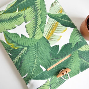 Custom Fit iPad Sleeve Case, Padded with Pocket - Island Hopping