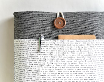 Microsoft Surface Laptop Tasche, graue Wörter, passgenau