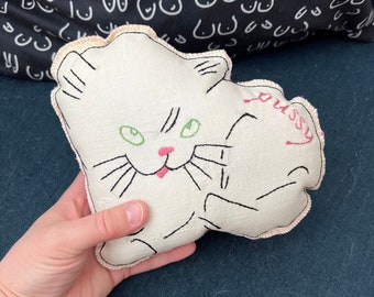 modern hand embroidery: "pussy" on a cat plushy/pillow - 867