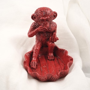 Red Middle Finger Monkey Ashtray: Spider Detail, Funky Smoker Gift