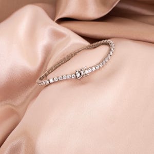 Women’s Silver Tennis Bracelet, Unique 925 Sterling Silver with 3mm Zircon Gem Stones and Italian Lock, Stylish and Timeless Wedding Gift
