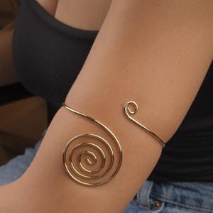 Handmade Gold Plated Armband, Spiral Abstract Armbands, Upper Hand, Antique Looking & Vintage Style Jewelry for Women, Gold Armband for Her
