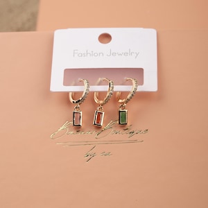 Parure de boucles d'oreilles rectangulaires en or et émeraude, 1 commande pour 1 lot de 6, Bijoux minimalistes hypoallergéniques pour femme, fabriqués en laiton