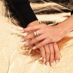 Anillo de nudo de oro y plata para mujer, diseño fino con detalles de circonitas en plata de ley 925, perfecto para uso diario, regalo para ella, bodas