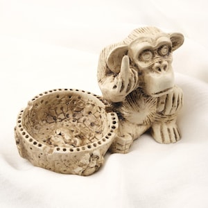 Monkey Ashtray with Spider Detail: Funky White & Creme Resin Ashtray