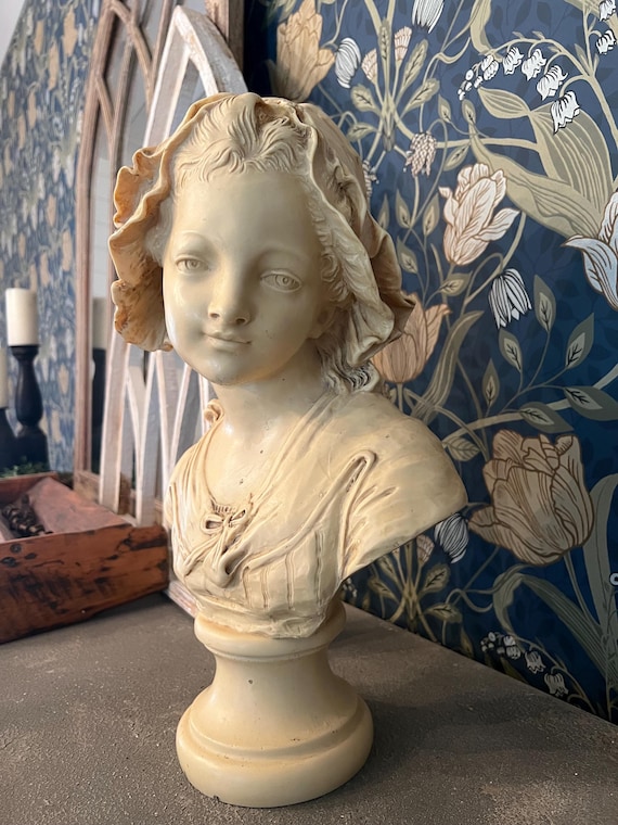 Vintage Grinam Niam Paris French Peasant Girl Bust Sculpture
