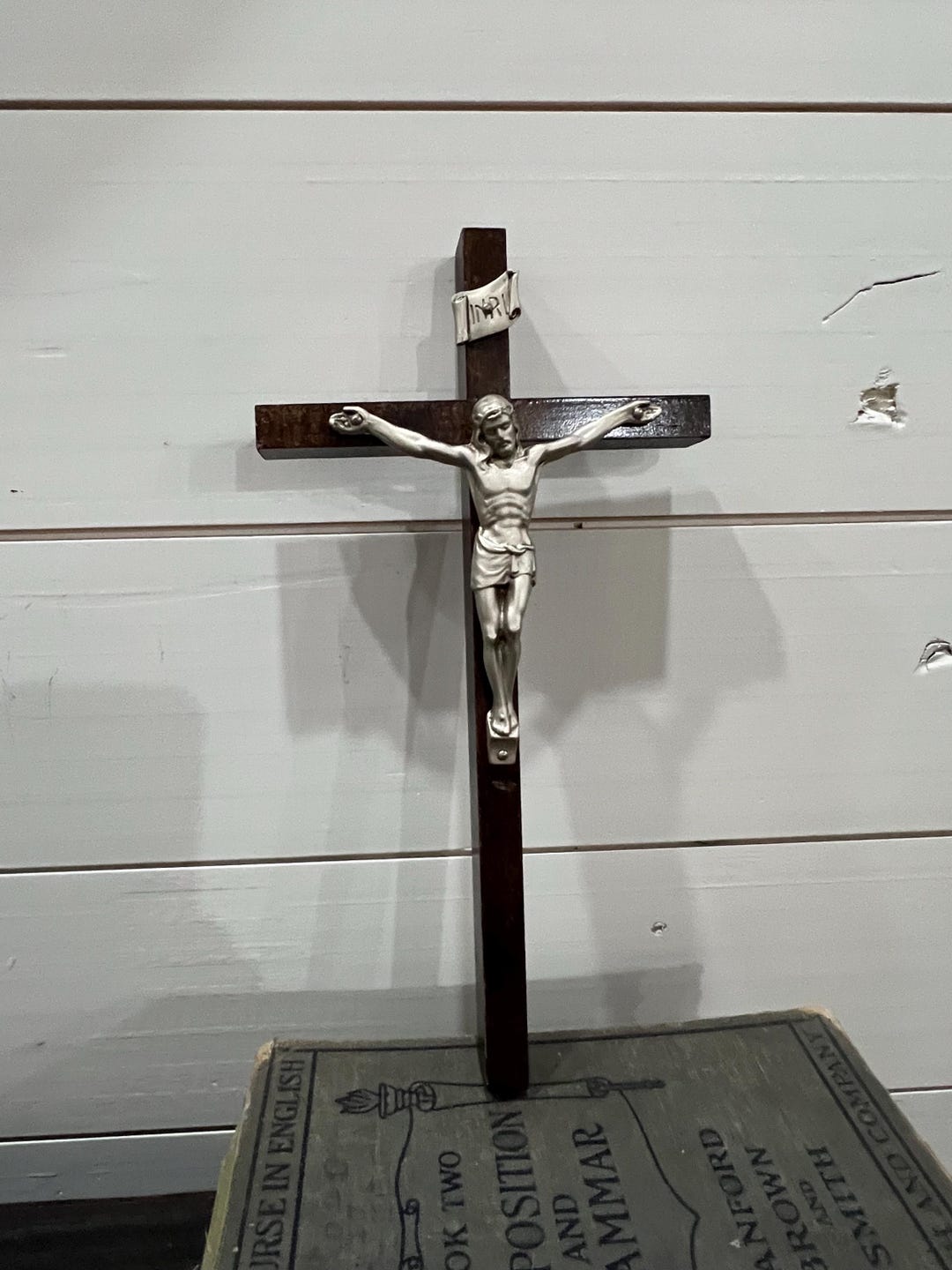 Vintage Walnut Crucifix: Pewter Jesus, INRI Sign - Made in USA - Etsy