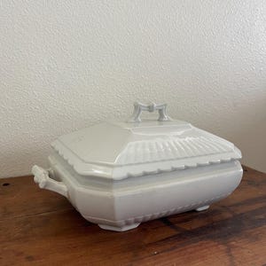 Wedgewood Lidded Ironstone Vegetable Dish Tureen