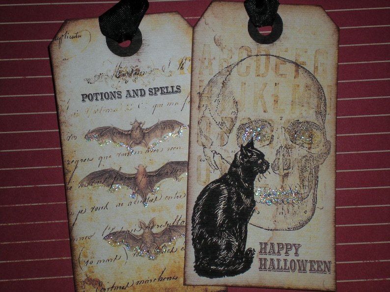 Halloween Tags, set of 6, vintage style, with glitter image 2