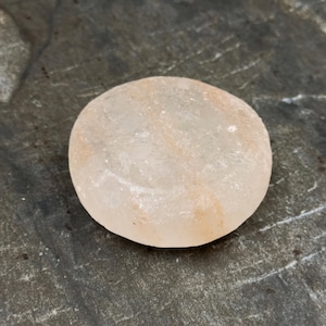 Himalayan Salt Massage Stone, Pink Salt Stone, 100% Pure Natural Rock Salt, Massage Stone, Pink Salt Natural Stone, Massage Equipment