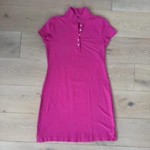 tommy hilfiger hot pink dress Tommy Hilfiger Women's Sleevless Boat Neck Fold Detail Crepe Sheath Mini Dress, Hot Pink, 10 at Amazon Women's Clothing store