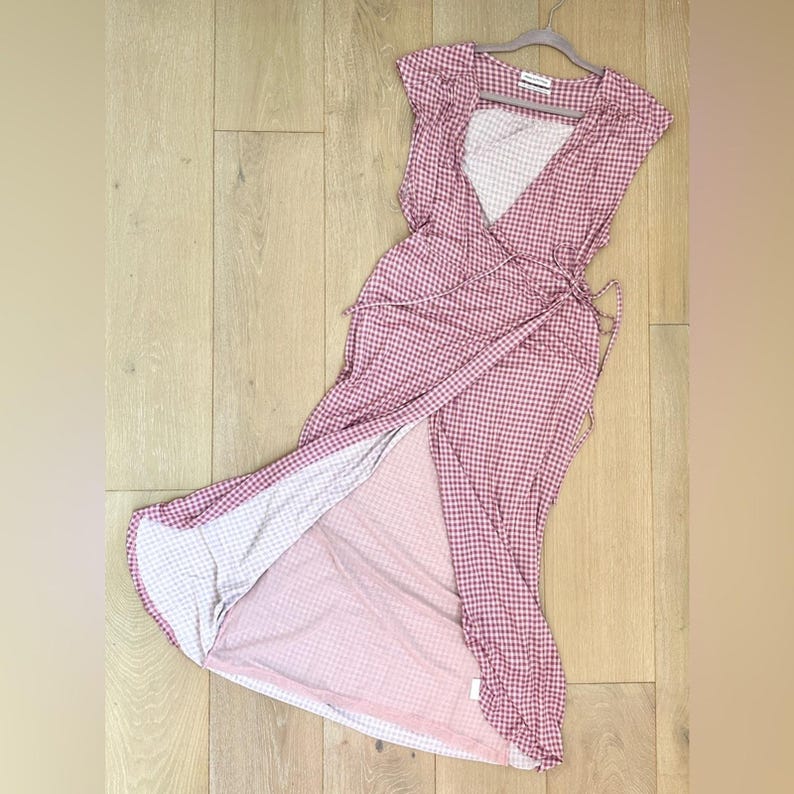 Urban outfitters pink and purple gingham cross over sleeveless wrap dress sz Lg afbeelding 4