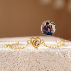 Custom Heart Projection Picture Bracelet, Personalized Photo Bracelet for women, Photo Inside Projection Bracelet, Memorial Gift for Her