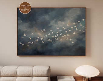 Quadro vintage con nuvole, tela con uccelli in volo blu scuro, stampa Japandi minimalista da appendere sopra il letto, decorazione di grandi dimensioni per la camera da letto, arte zen da parete