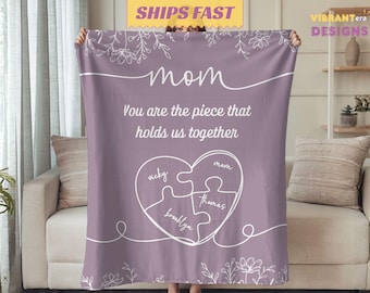 Personalized Mom Blanket with Kids Names, Mother’s Day Gift for Mom, Birthday Gift from Daughter, Custom Family Blanket, Mom Christmas Gift