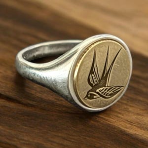 Swallow Ring, Bird Signet Ring, Gold Animal Jewelry Women, Symbol of Freedom Pinky Ring Men, Birthday Nature Gift for Him, Gift for Her