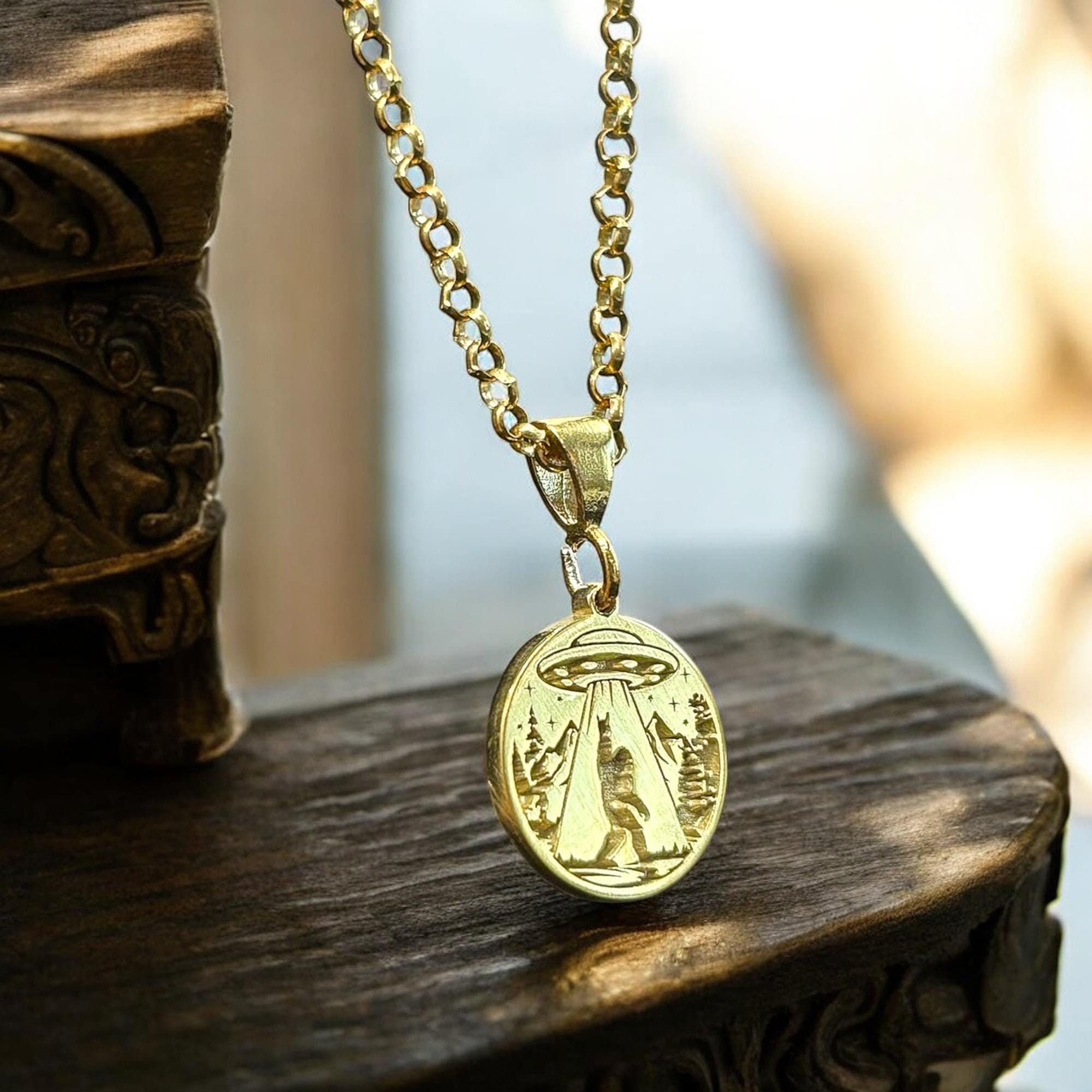 Chewbacca Necklace, Alien Abduction Pendant, Bigfoot Charm, UFO Sci-Fi Jewelry, Space Amulet, Extraterrestrial Chain, Gift for Him & Her