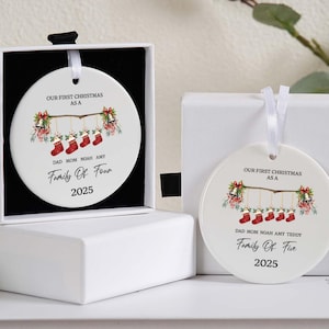 Vierköpfige Familie Ornament, personalisierte Familie von drei Weihnachtsverzierungsgeschenken, erstes Weihnachten als 5köpfige Familie Weihnachtsverzierungs-Andenken