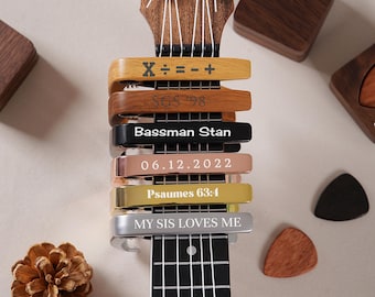 Capotraste de madeira personalizado para ele, acessórios de guitarra personalizados para presente de dia dos pais, ideias de capotraste de madeira, presente musical para guitarrista e músico