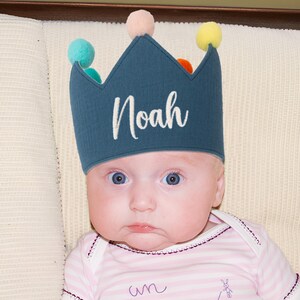 Corona di compleanno Boho per bambini e adulti con nome ricamato, regalo per il primo compleanno del bambino, corona di mussola personalizzata per il compleanno di bambini e ragazzi