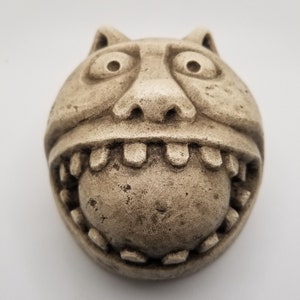Vintage Cat Face Sculpture Rocket Dog Studio Facsimiles LTD Unusual Creature