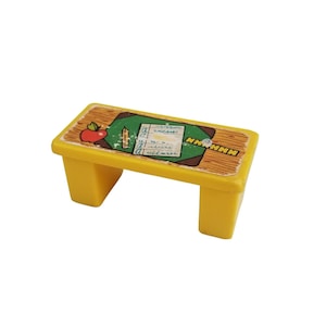 Vintage Fisher Price Little People School Teacher Desk Yellow Plastic FP LP READ