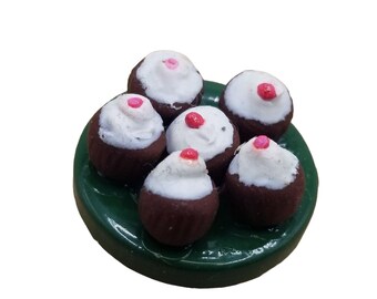 Vintage Artesian Dollhouse Miniature Chocolate Cupcakes Green Dessert Plate Food