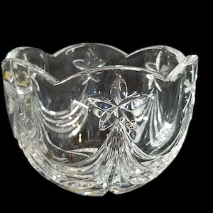 Vintage Clear Glass Bowl Trinket Dish 3.25&quot; Tall Star Scalloped Edge Pretty VTG