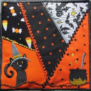 Machine Embroidery Design- Halloween Black Cat-Crazy Quilt Block-4 sizes included!