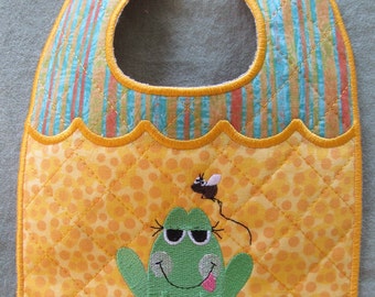 Machine Embroidery Design-ITH-Newborn Baby Bib-Frog with Fly for 5x7 hoop.