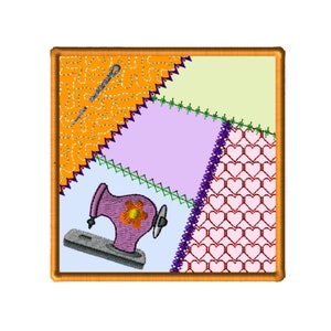 Può includere: Un quadrato di patchwork colorato con una macchina da cucire, un ago e filo. Il quadrato è incorniciato in arancione.