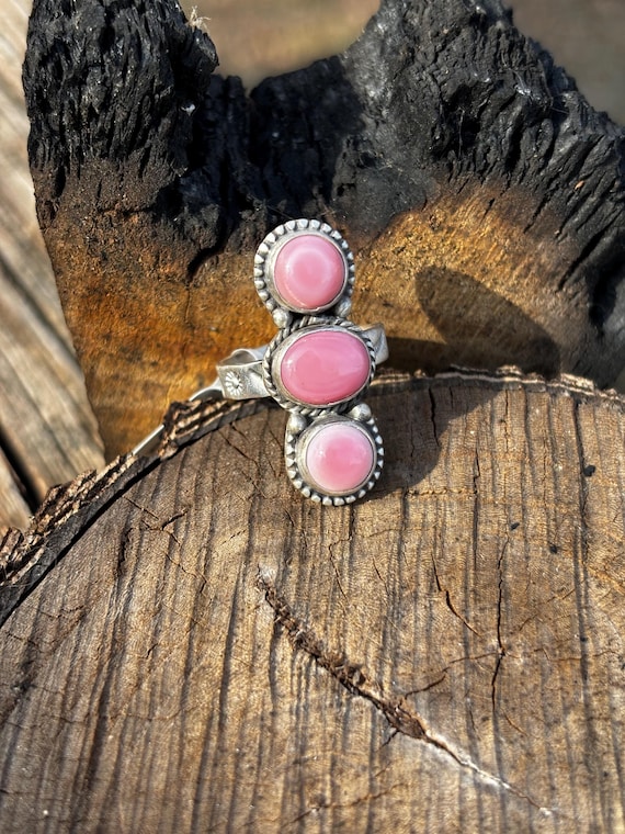 Pink Conch Shell Statement Ring: Sterling Silver … - image 1